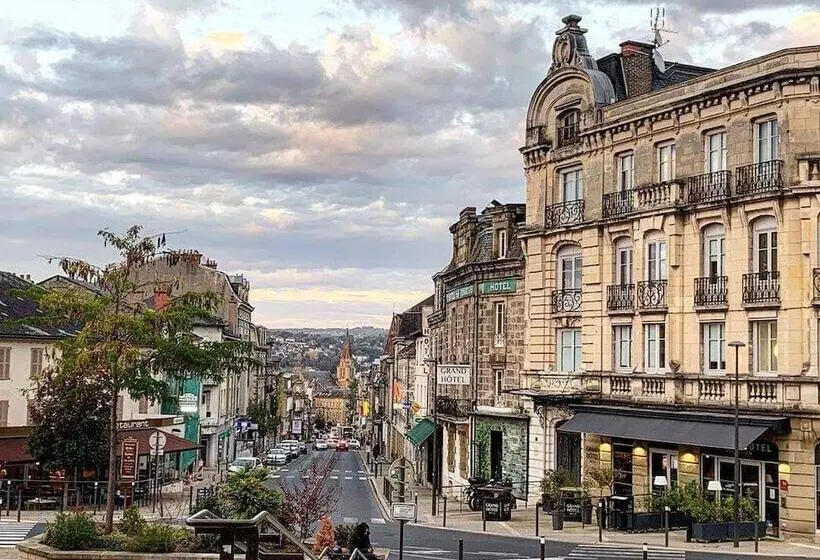 ホテル Grand Hôtel Brive