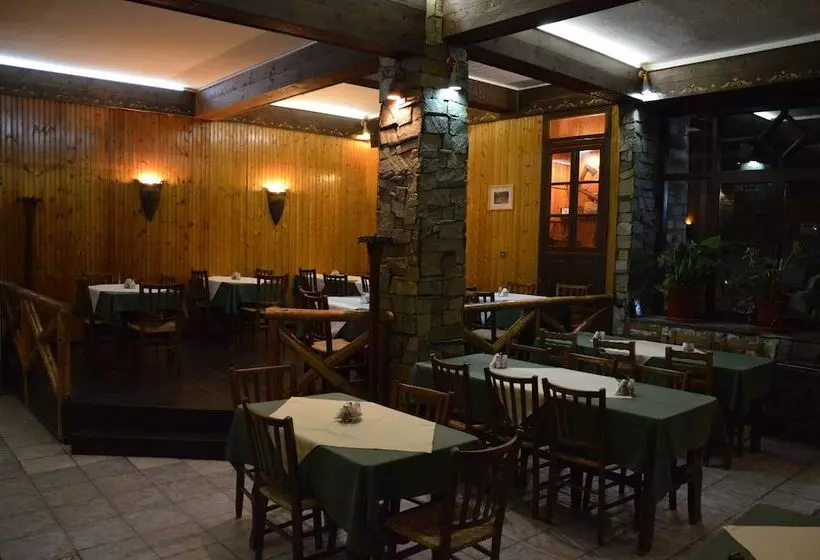 בית מלון כפרי Hani Zisi