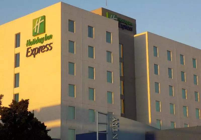 Отель Holiday Inn Express Culiacan, An Ihg
