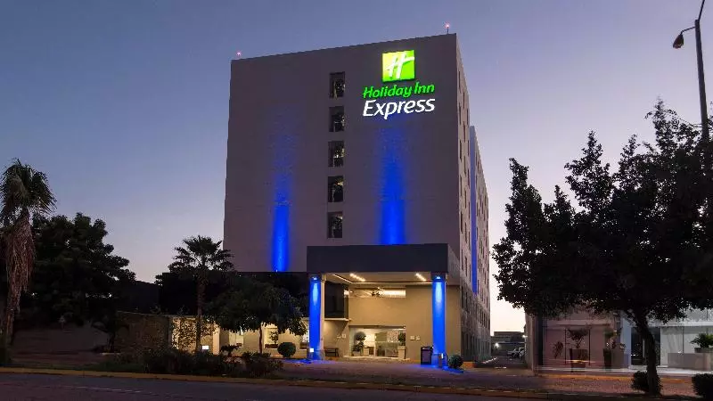 Отель Holiday Inn Express Culiacan, An Ihg