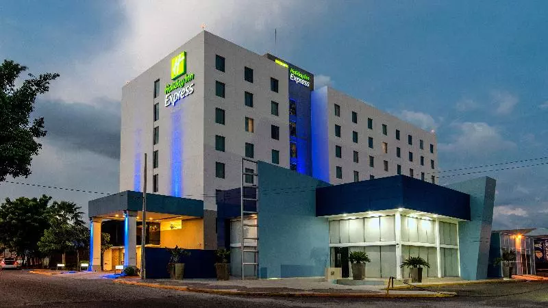 Отель Holiday Inn Express Culiacan, An Ihg