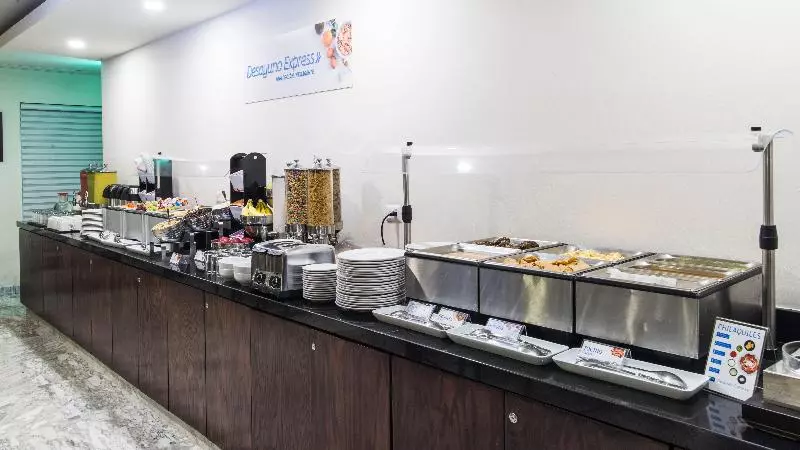 Отель Holiday Inn Express Culiacan, An Ihg