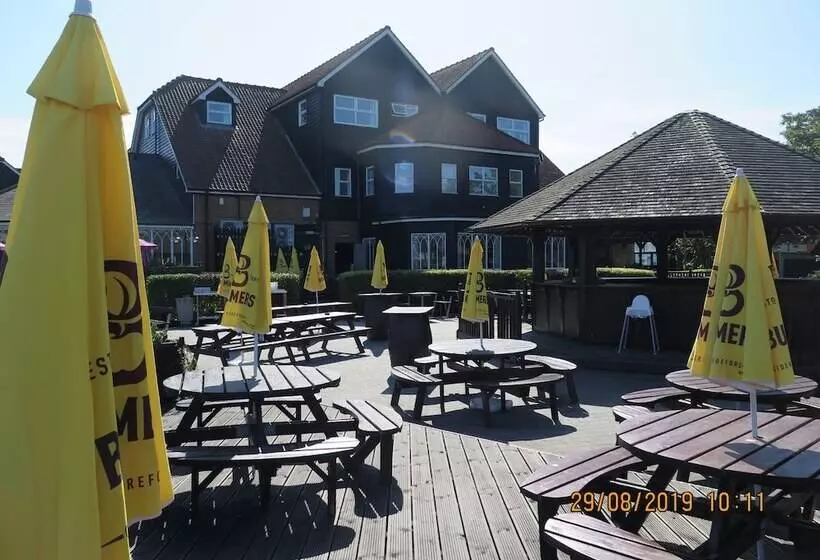 Отель Oyster Fleet