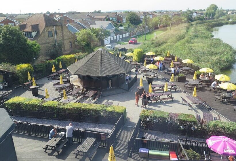 בית מלון כפרי Oyster Fleet