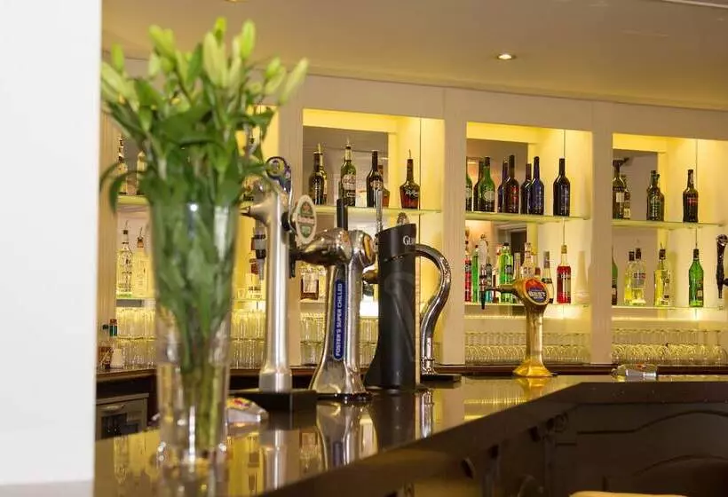 Отель Oyster Fleet