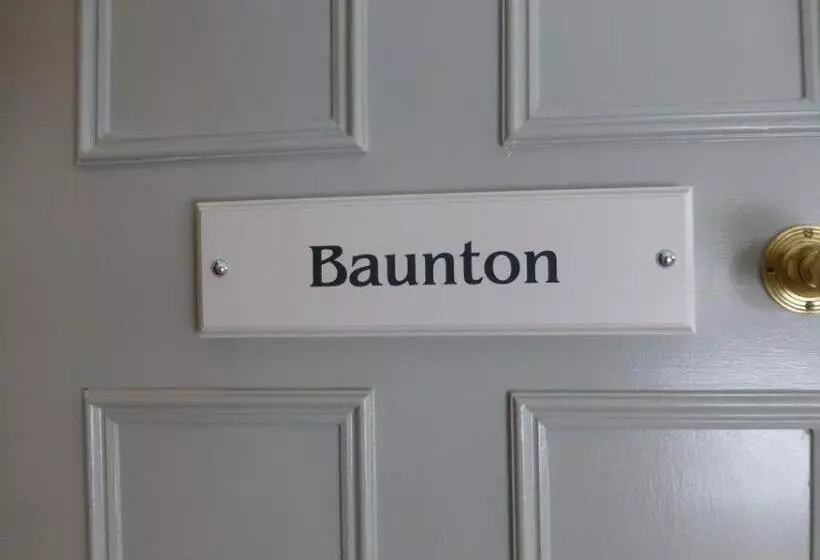 هتل The Bathurst Arms