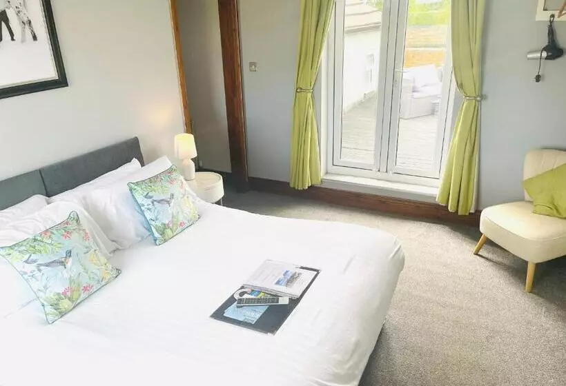 ホテル The Railway Inn