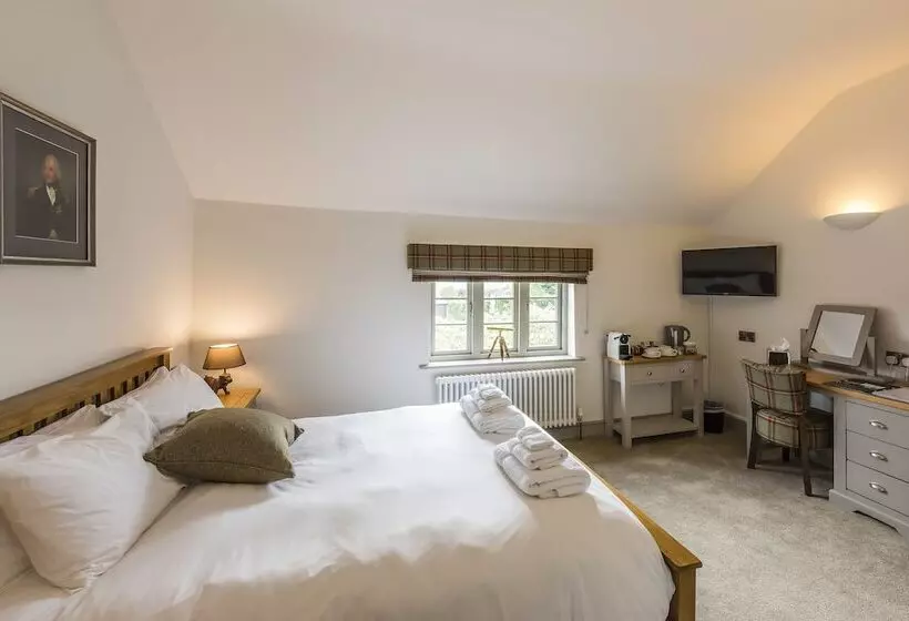 בית מלון כפרי The Rodney