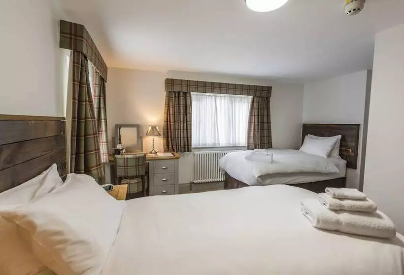 בית מלון כפרי The Rodney