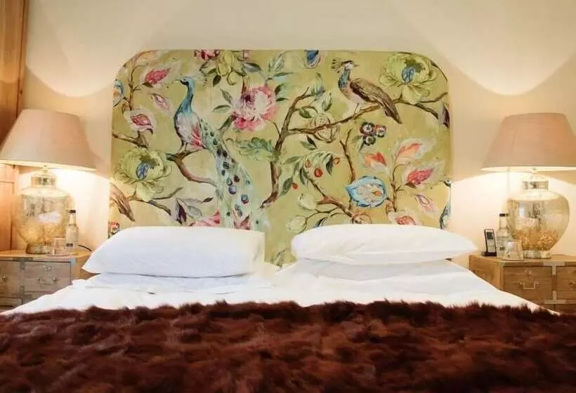 Отель The Turtley Corn Mill