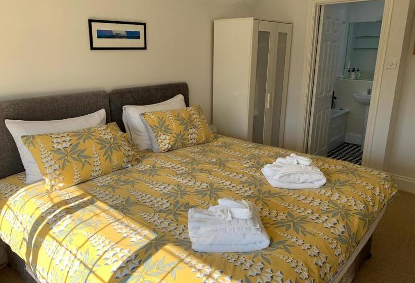 Mulberry Cottage B&b