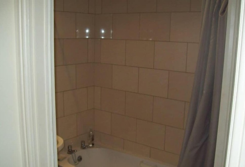 Пансион Beverley Budget Inn