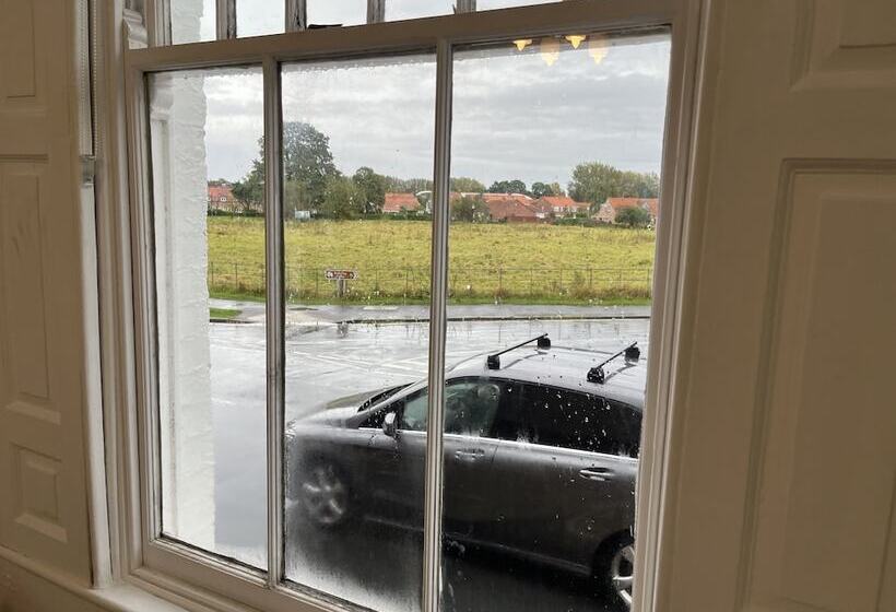 Пансион Beverley Budget Inn