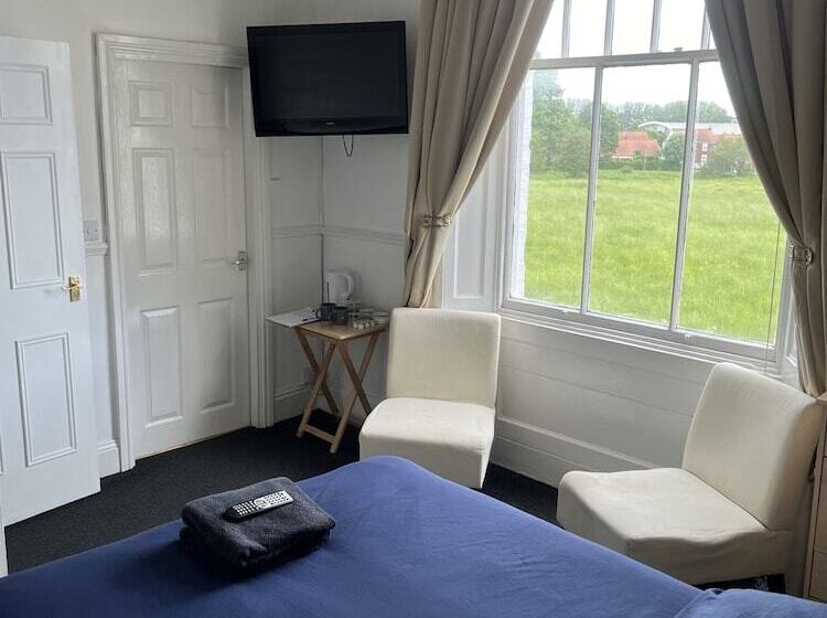 Пансион Beverley Budget Inn