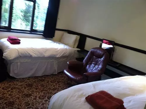 ペンション Foxwood Guest House