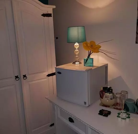 Majatalo Mill Dam Guest House