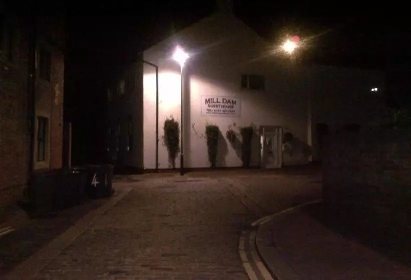 Majatalo Mill Dam Guest House