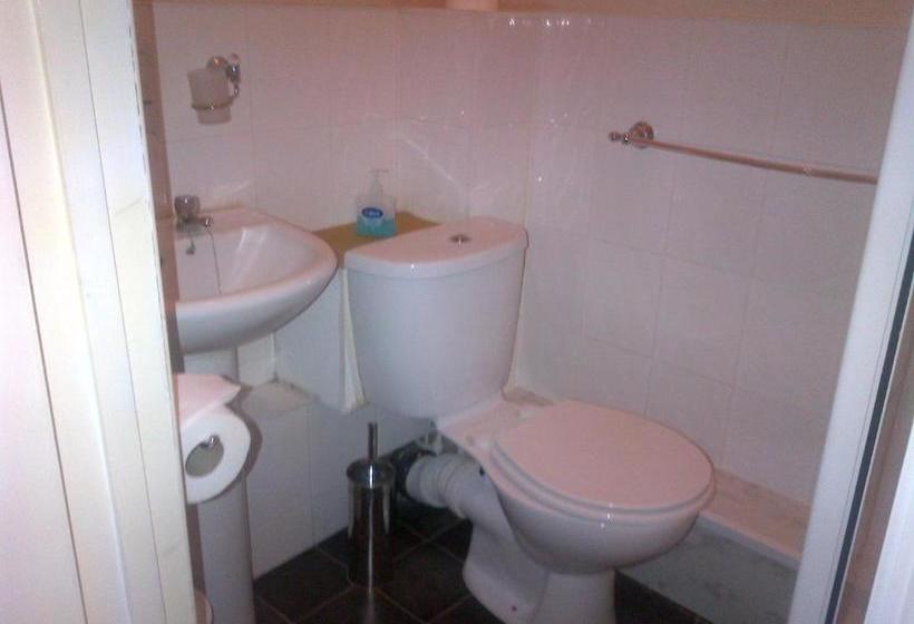 פנסיון Mill Dam Guest House