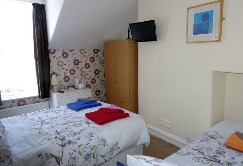 بنسيون Sea Dogs Guest House