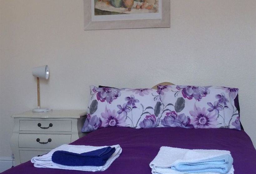 بنسيون Sea Dogs Guest House