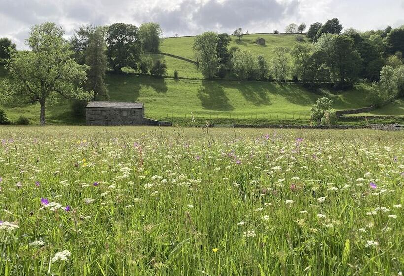 Riverside Bed & Breakfast