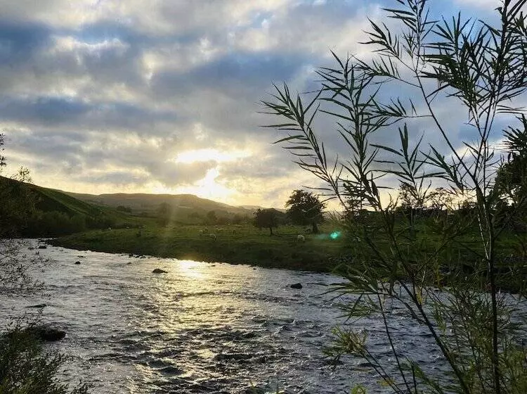 Riverside Bed & Breakfast