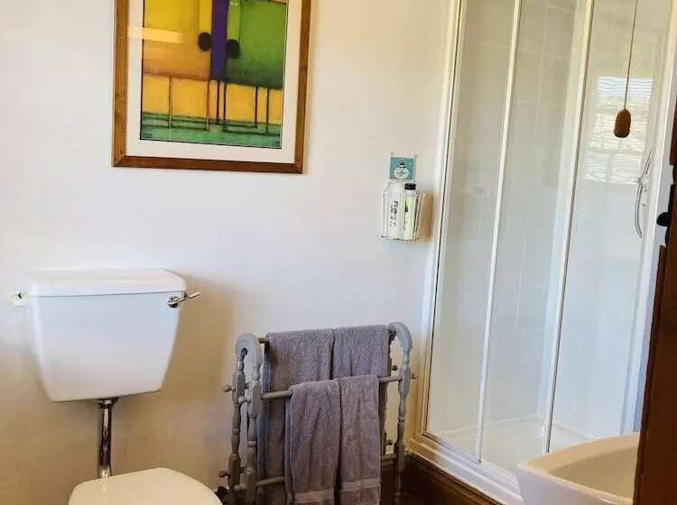 Riverside Bed & Breakfast