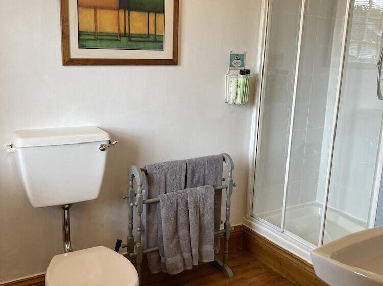 Riverside Bed & Breakfast