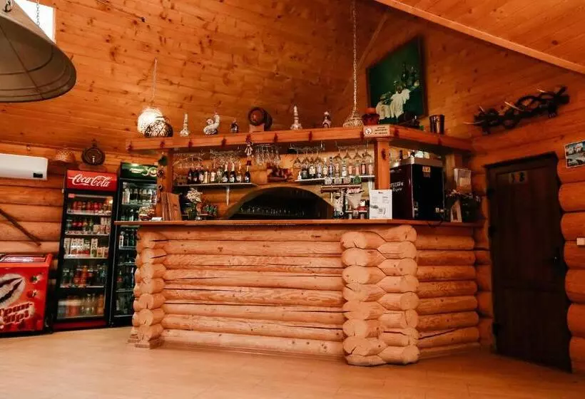 Retkeilymaja Chudodievo In Chynadievo Mini