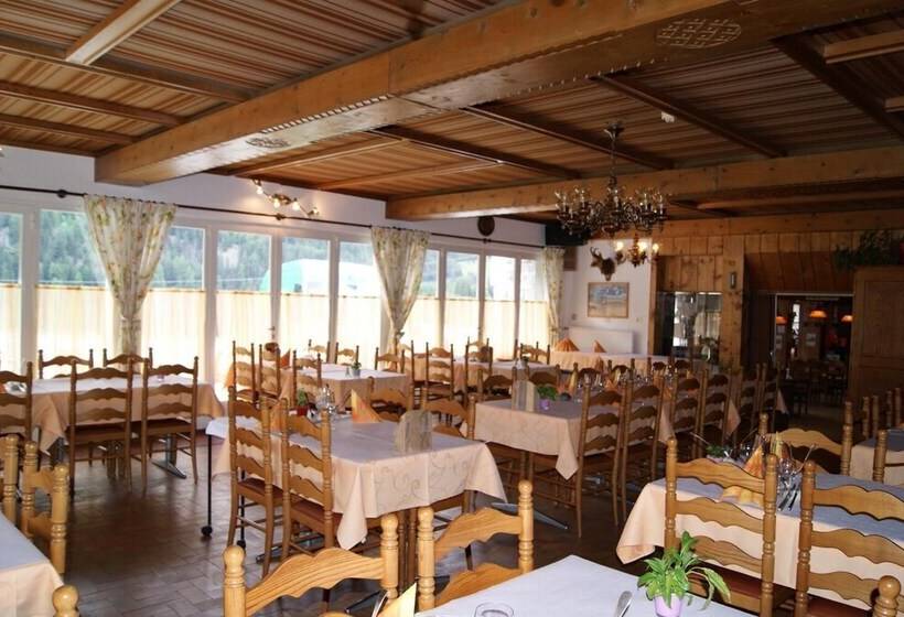 호텔 Restaurant Du Crêt