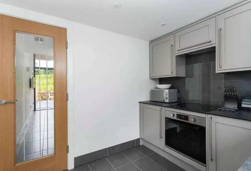 Majatalo Beautiful 1bd Lodge In The Cornish Countryside