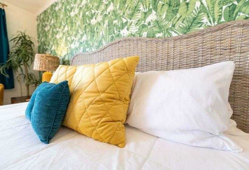 ユースホステル Palm Springs Room At The Groovy Nomad Motel