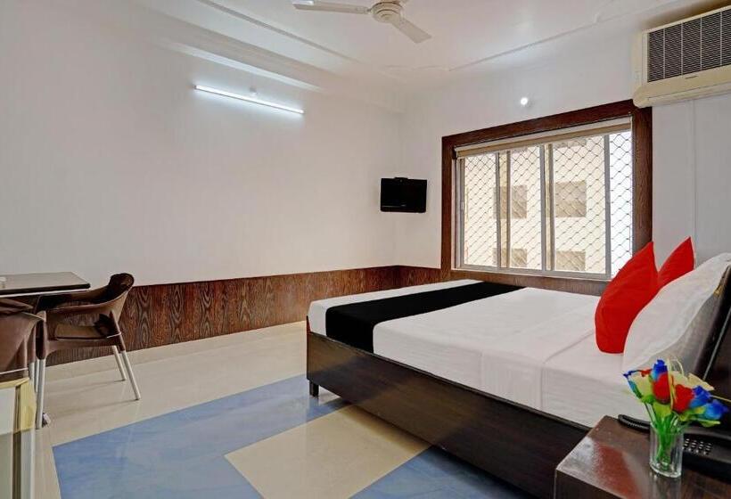 Super Hotel O Tapovan Near Deacon Valley