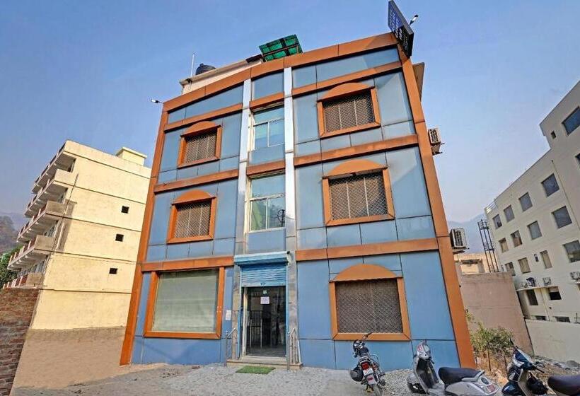 Super Hotel O Tapovan Near Deacon Valley