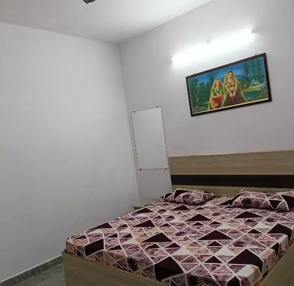 Hotelli Oyo 70092  Maharaja