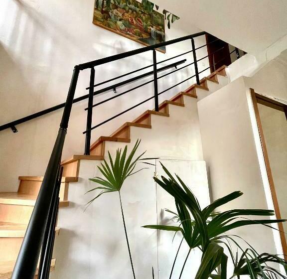 پانسیون Borjomi Guest House