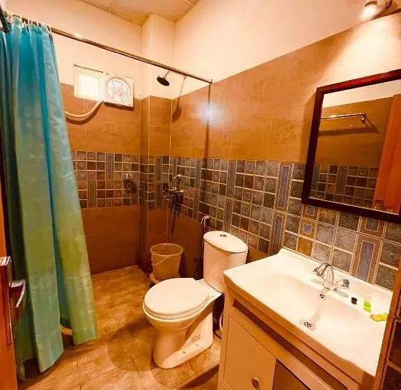 Hotelli The Reo Near Har Ke Pauri Road Haridwar