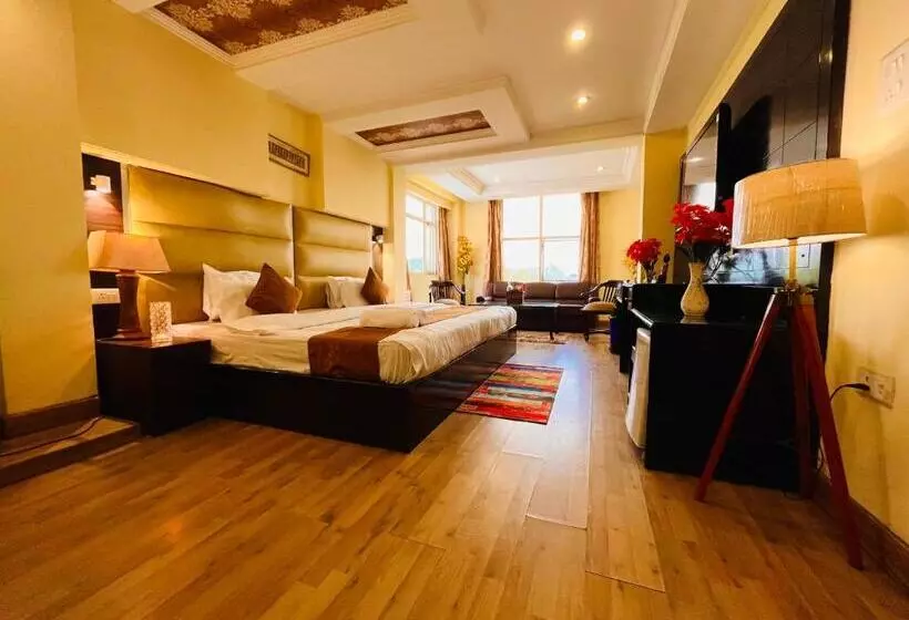 Hotelli The Reo Near Har Ke Pauri Road Haridwar
