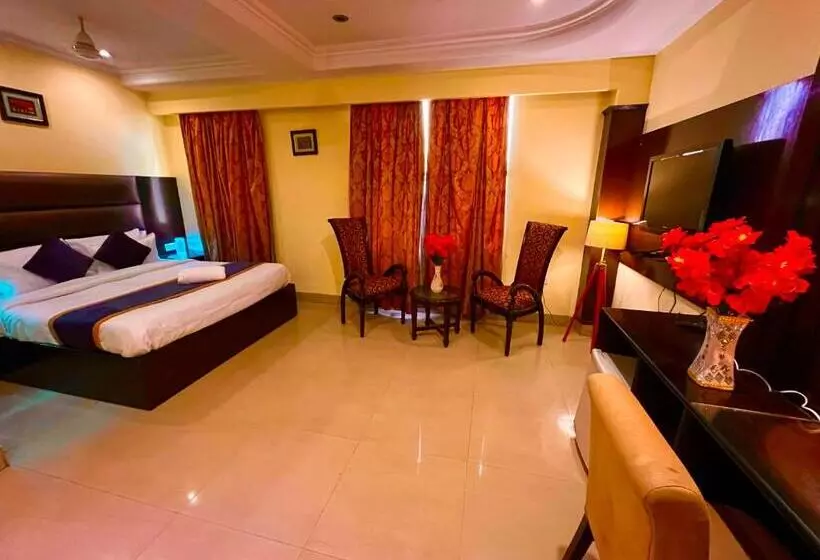 Hotelli The Reo Near Har Ke Pauri Road Haridwar