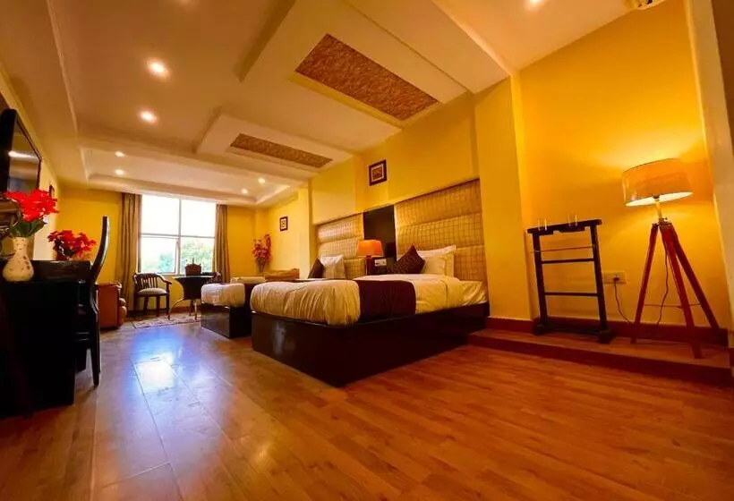 Hotelli The Reo Near Har Ke Pauri Road Haridwar