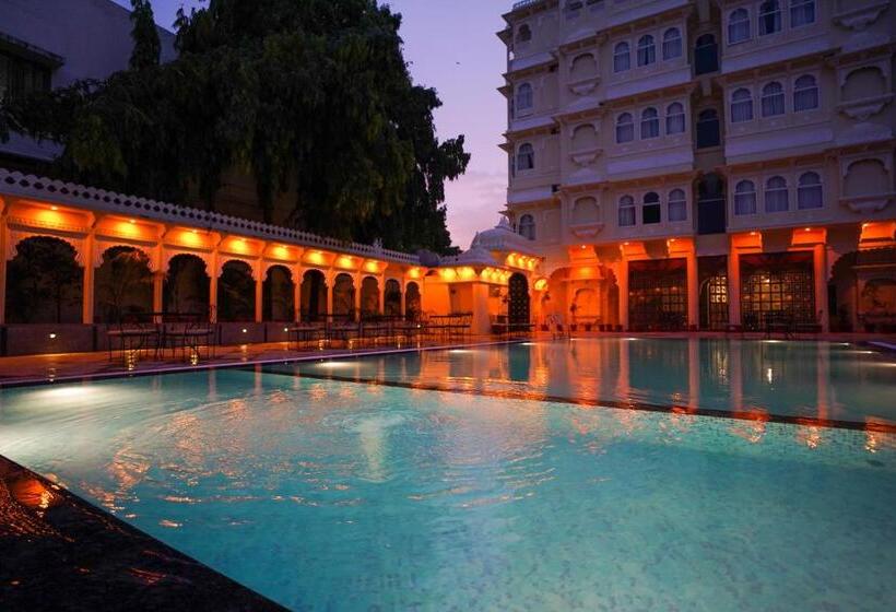 אתר נופש The Amar Mahal By Trulyy