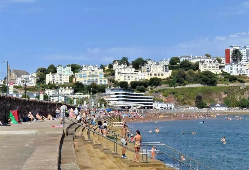 مبيت وإفطار Gainsboro Guest House