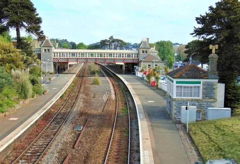 مبيت وإفطار Gainsboro Guest House