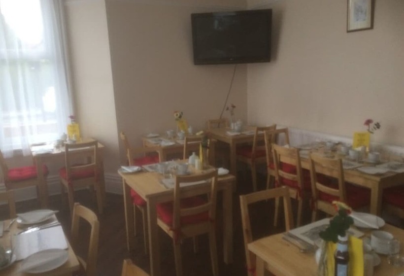 The Avenue Bed And Breakfast