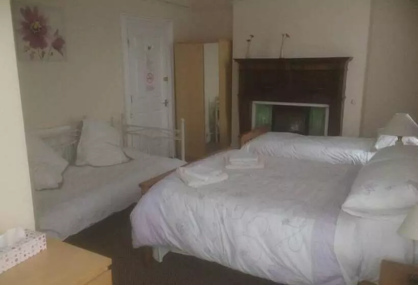 The Avenue Bed And Breakfast