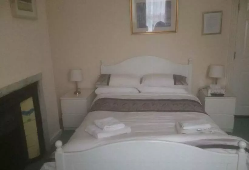 The Avenue Bed And Breakfast