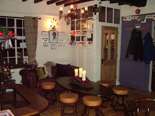 مبيت وإفطار The Frog At Skirmett