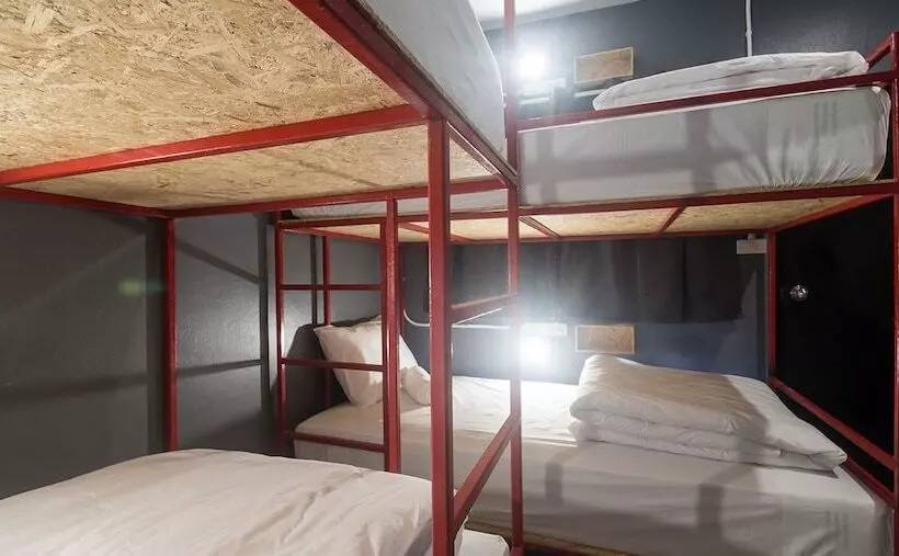 Bed Hostel