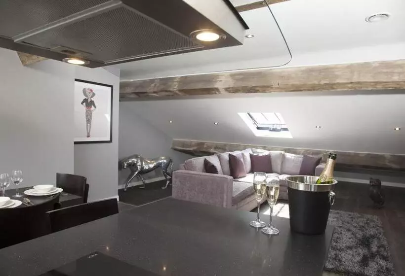 Duke Street Apartments By Epic