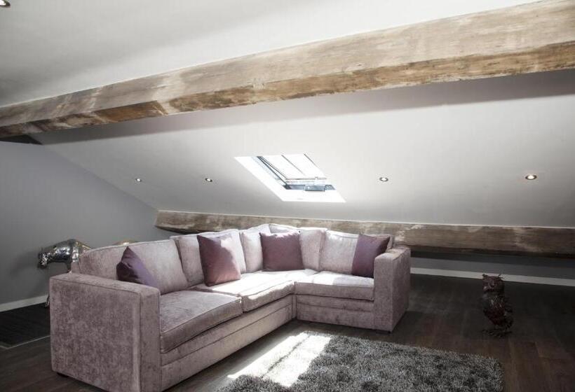 Duke Street Apartments By Epic